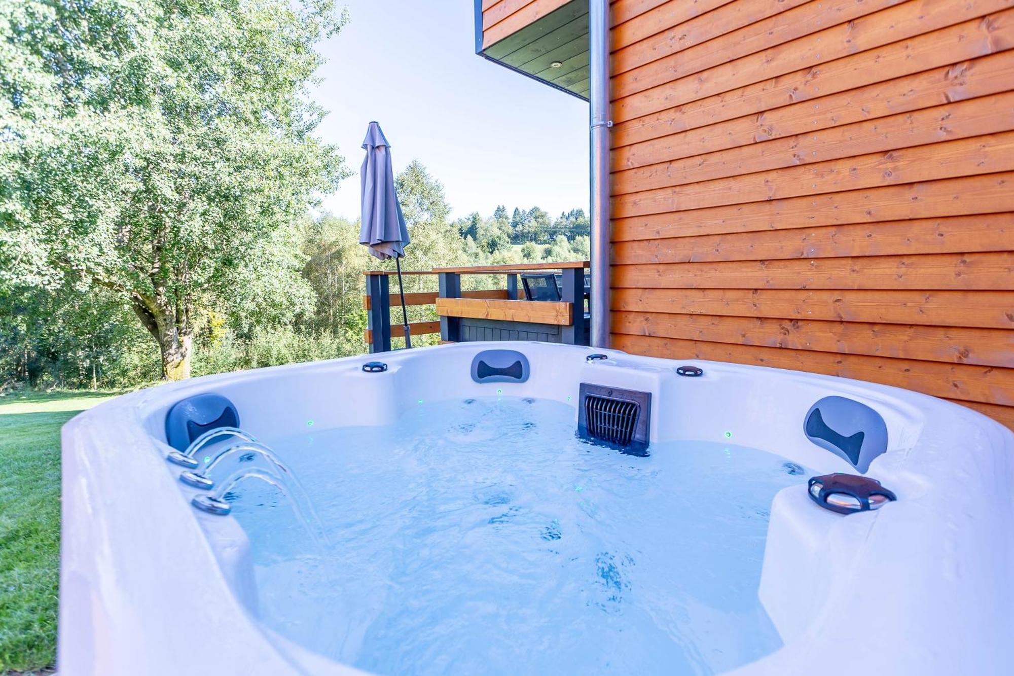 Urlaub Am Schwarzbach Mit Sauna Und Whilpool Butgenbach Extérieur photo