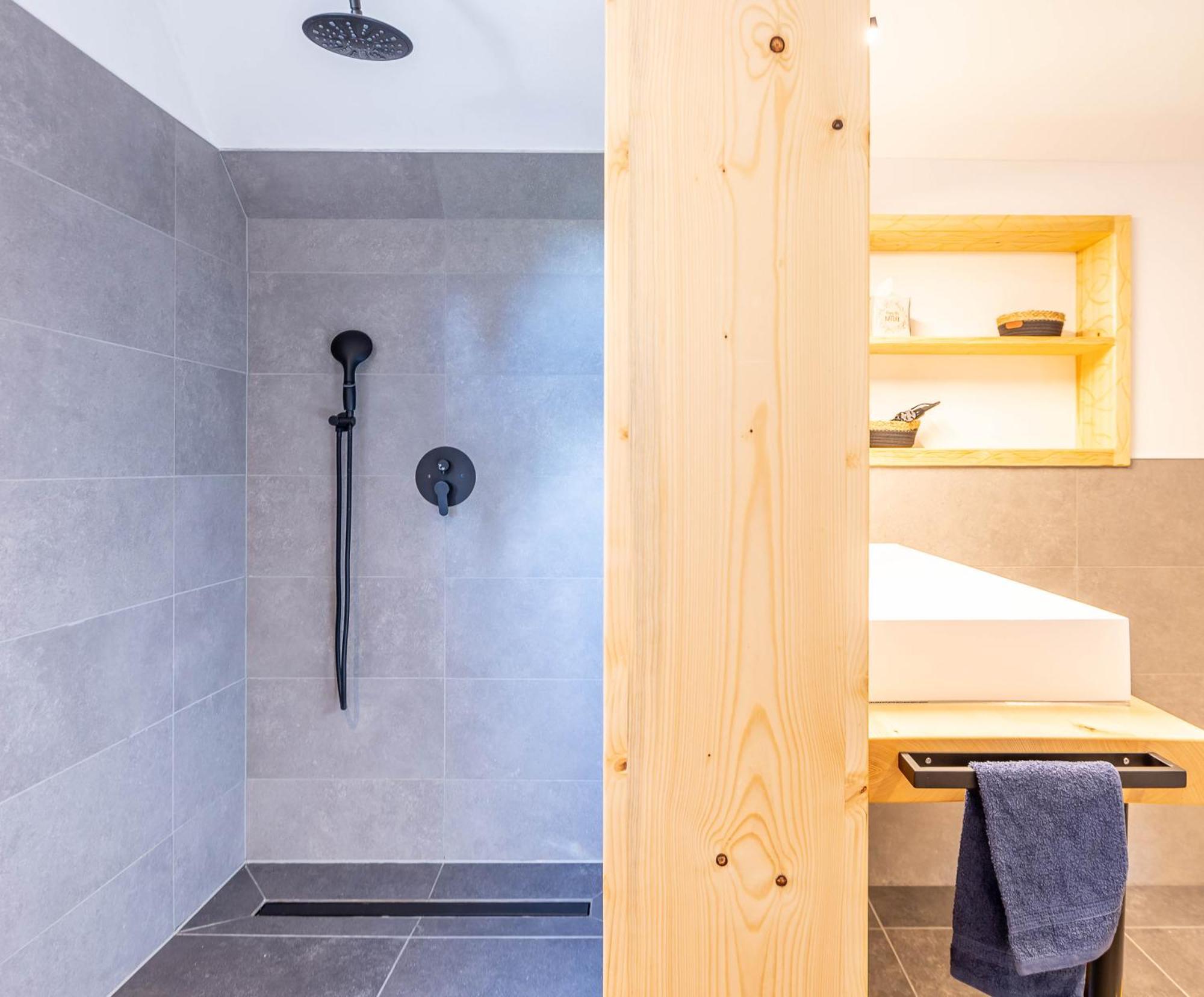 Urlaub Am Schwarzbach Mit Sauna Und Whilpool Butgenbach Extérieur photo